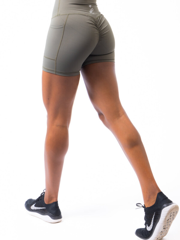 LIVELITE Athletica Accentuate women's performance shorts in Forest Green — high-waist scrunch bum activewear Canada